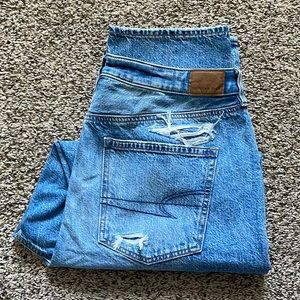 American Eagle “Mom Jean”. Size 16. Regular high rise fit .
